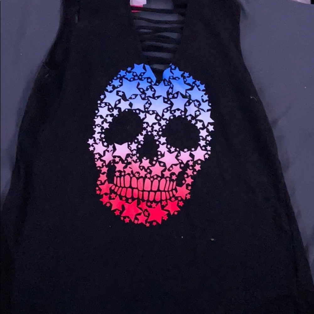 skull tank top